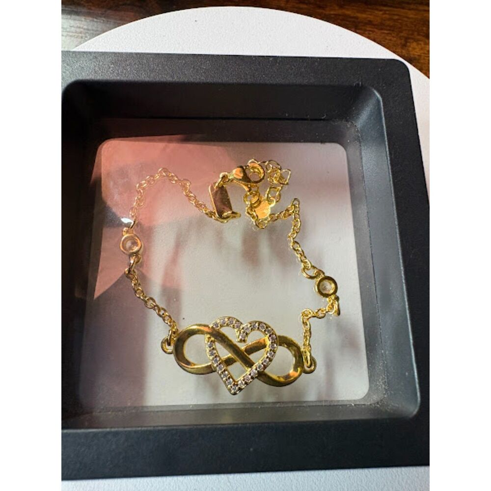 925 Gold-Plated Infinity Heart Bracelet w/ Zirconia NWT